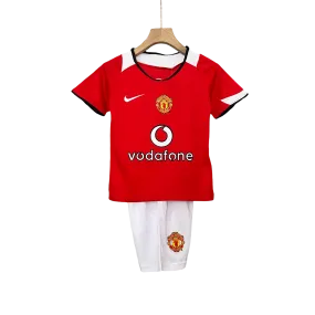 Kit Bambino - Manchester United 05/06